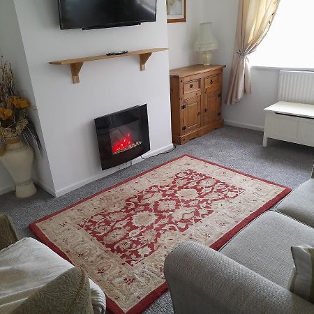 Gretna Cosy Cottage Exterior photo